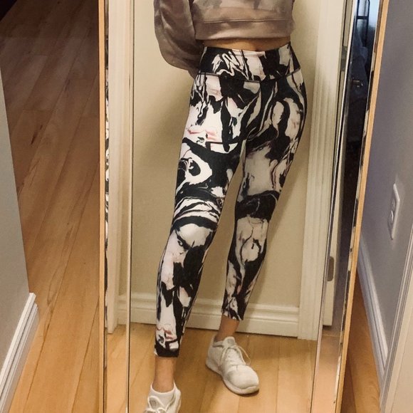 Reebok x BA&SH Marble Print 7/8 Leggings - Picture 3 of 3